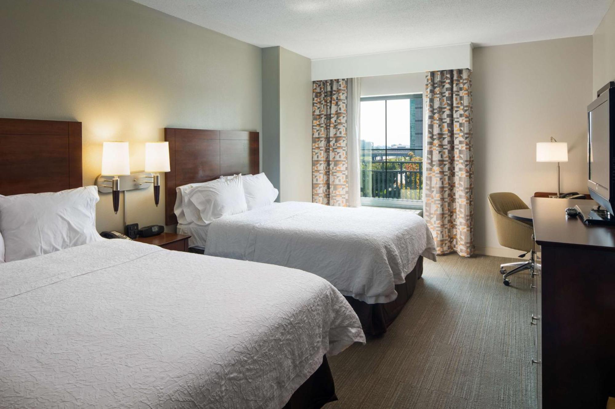 Hampton Inn & Suites Little Rock-Downtown Bagian luar foto