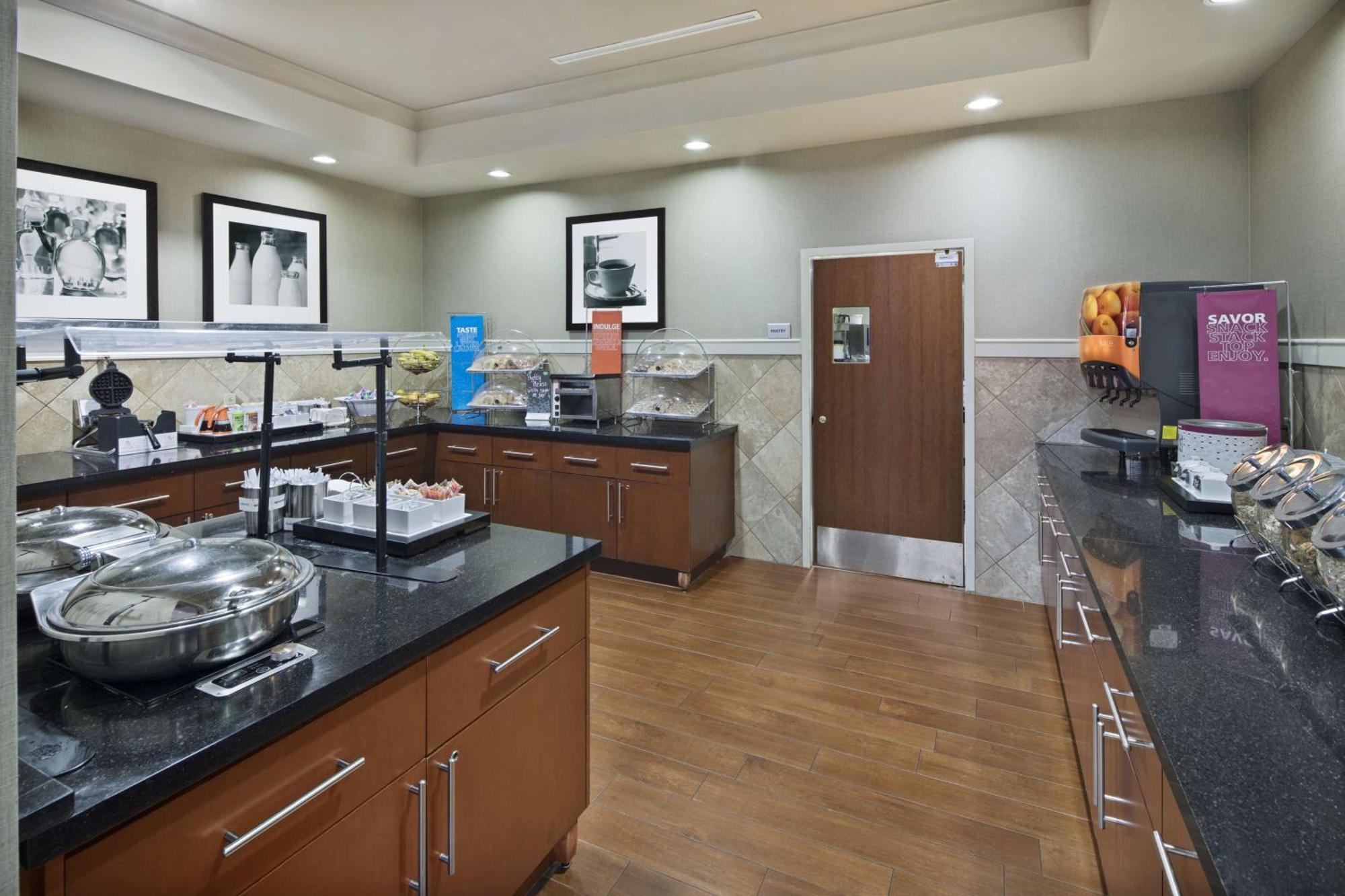 Hampton Inn & Suites Little Rock-Downtown Bagian luar foto