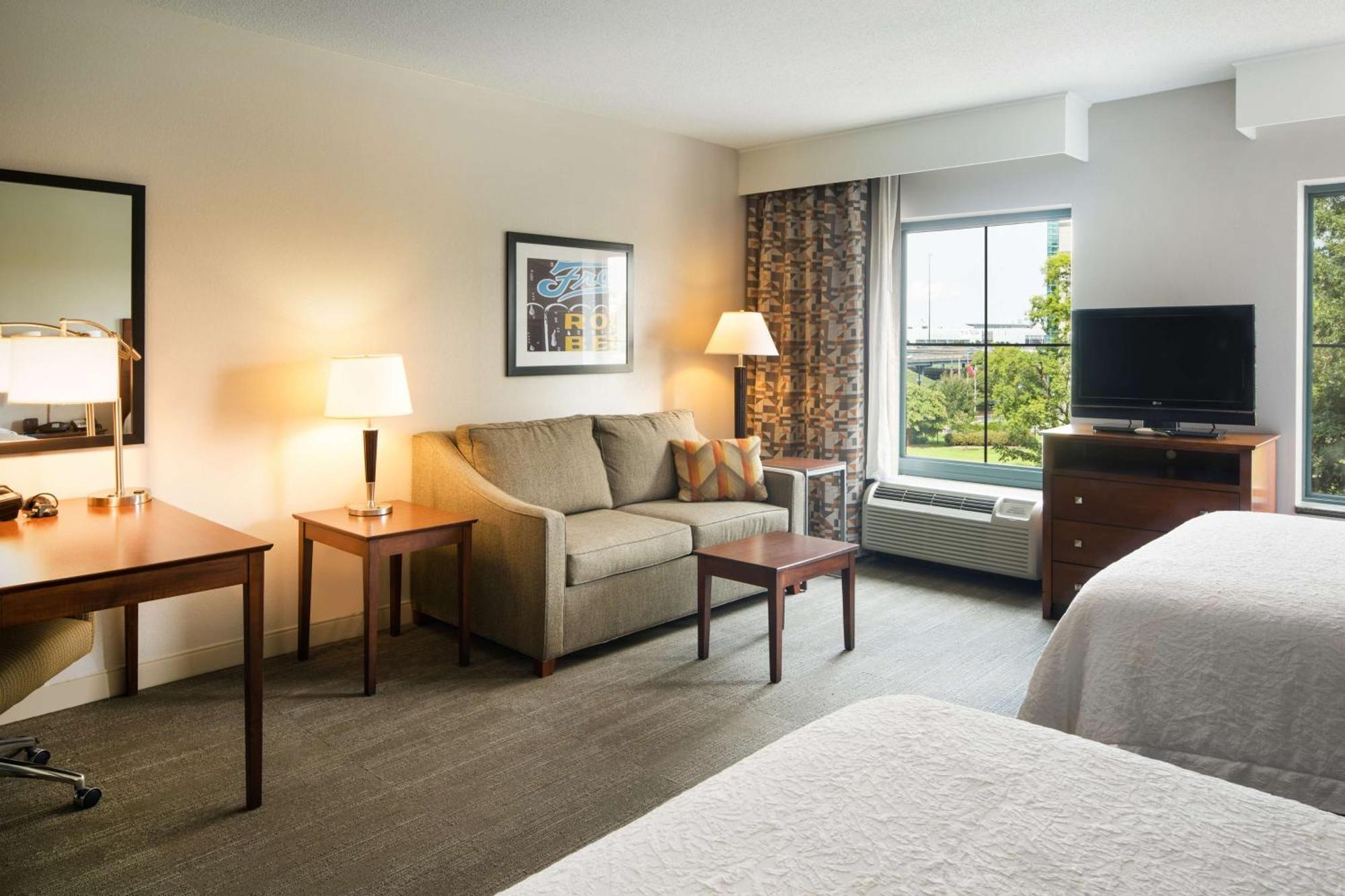 Hampton Inn & Suites Little Rock-Downtown Bagian luar foto