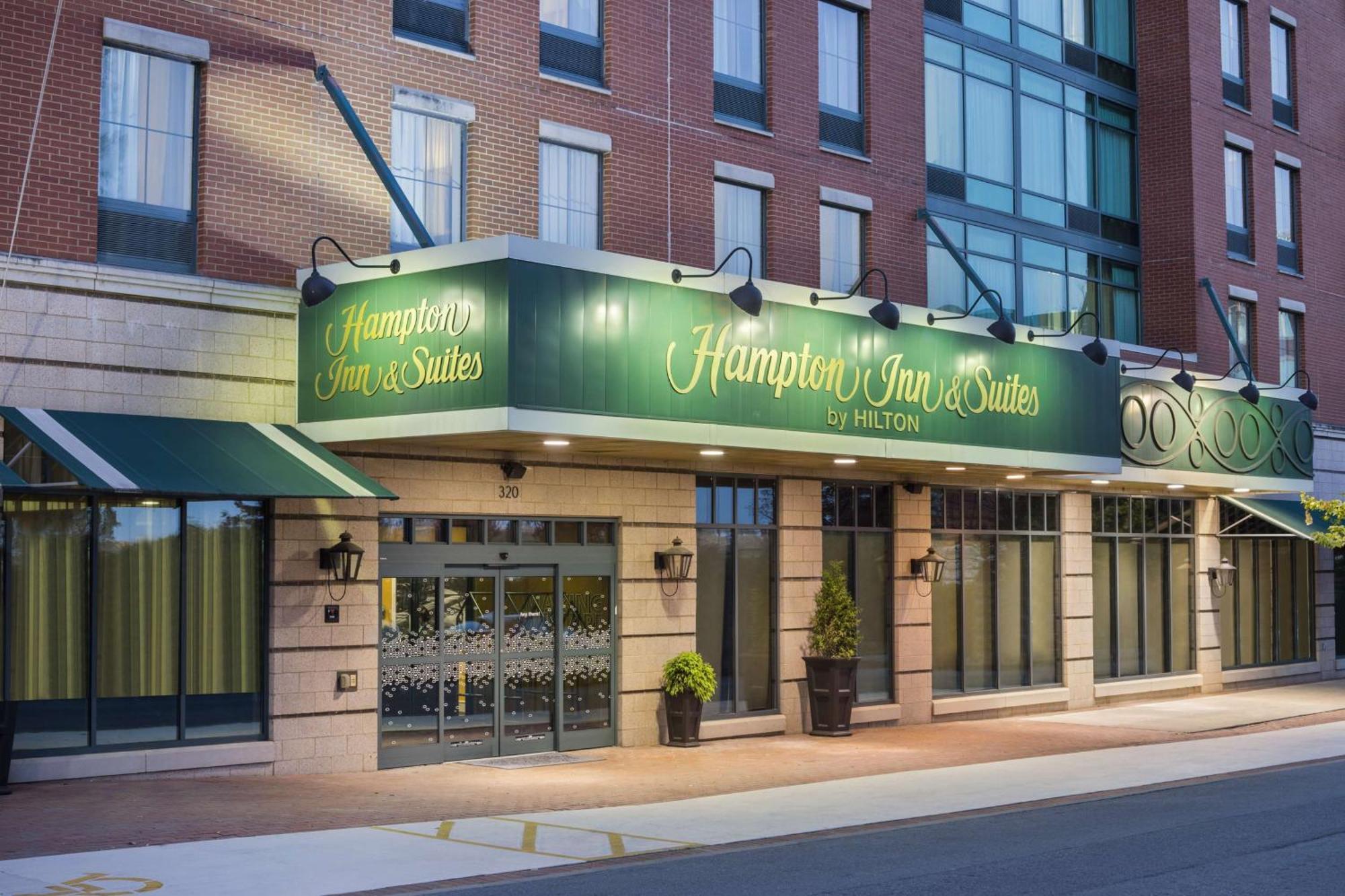 Hampton Inn & Suites Little Rock-Downtown Bagian luar foto